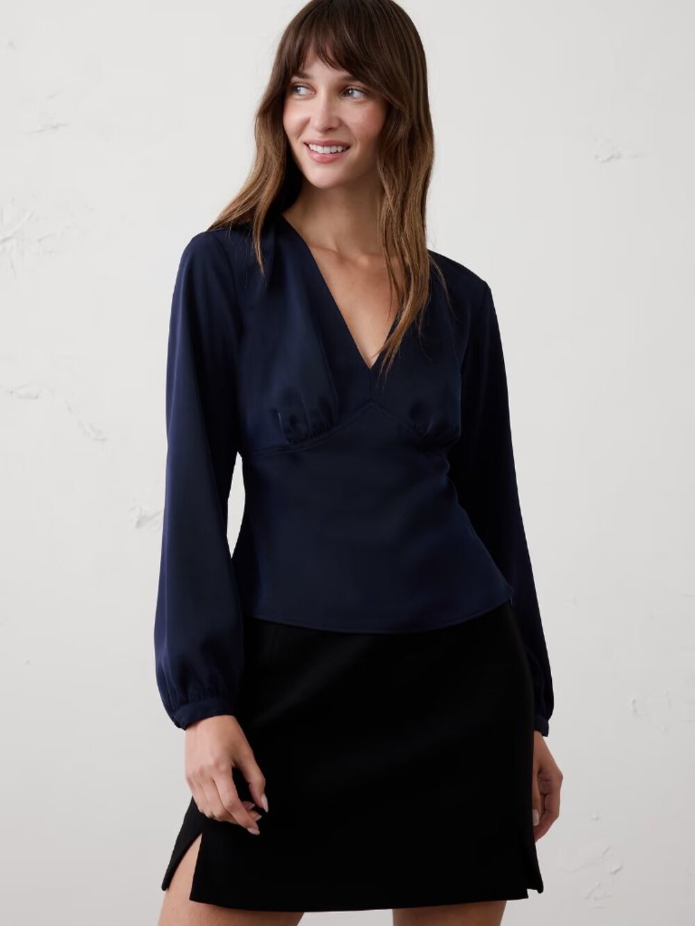 Banana Republic Deep Navy V-Neck Long Sleeve Blouse